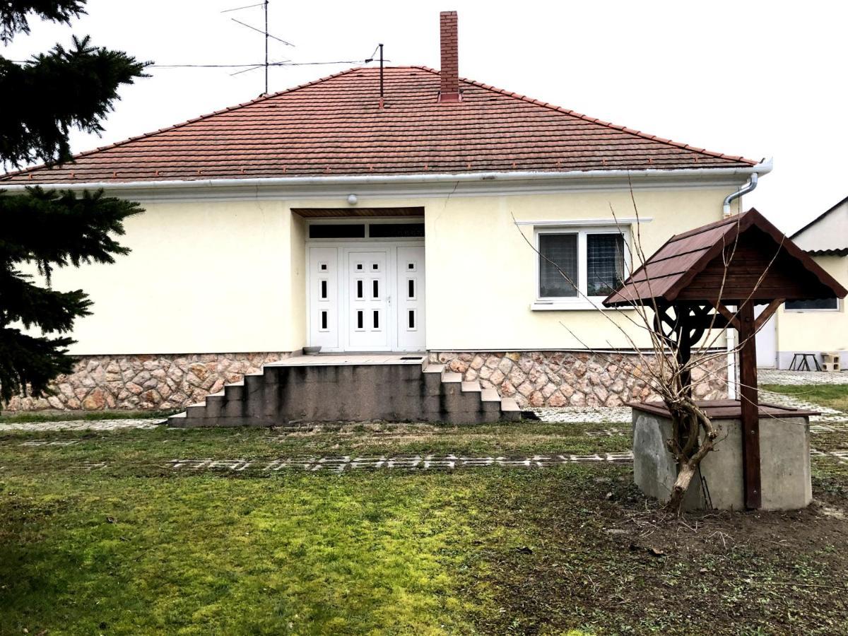 Elvira Vendégház Kisbodak Exterior foto